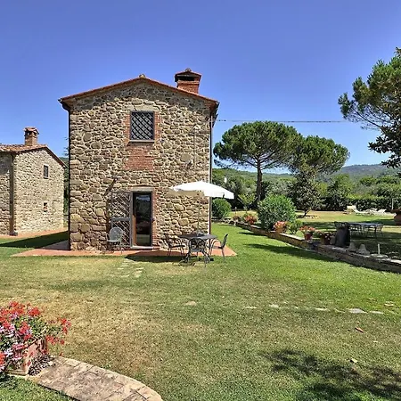 Vernazzano Basso Sleeps 4
